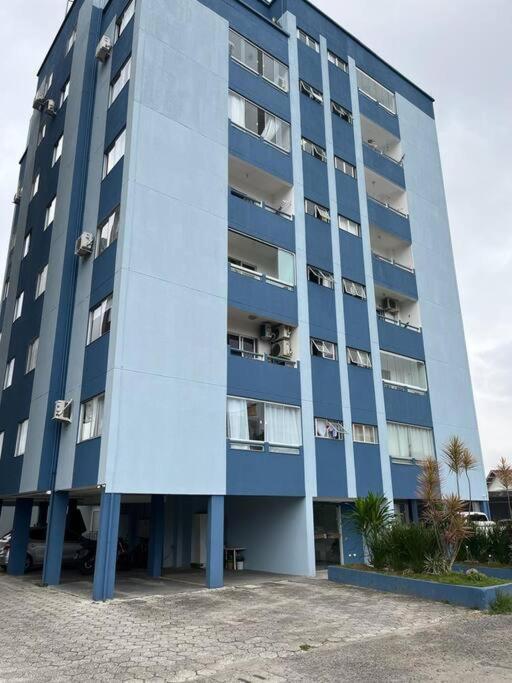 Em Bc Perto Univali E Centro Eventos Apartamento
