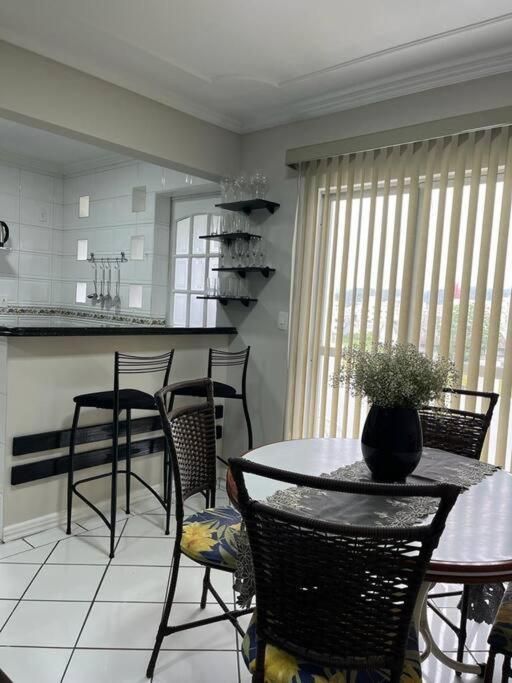 Apartamento Em Bc Perto Univali E Centro Eventos *