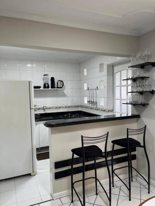 Apartamento Em Bc Perto Univali E Centro Eventos